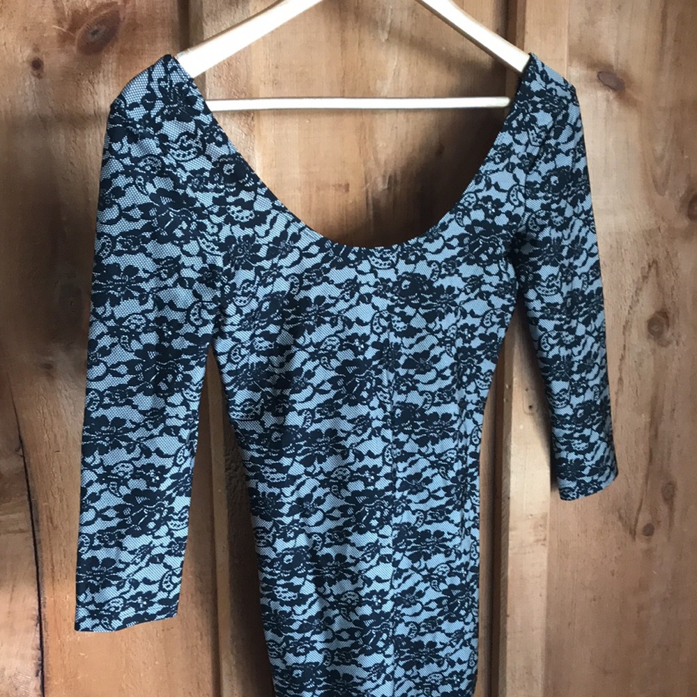 Dress - Picture 2 of 3